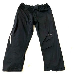 Nike fit dry black workout capris pants